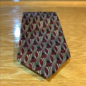 Red and Brown Geometric Silk Tie